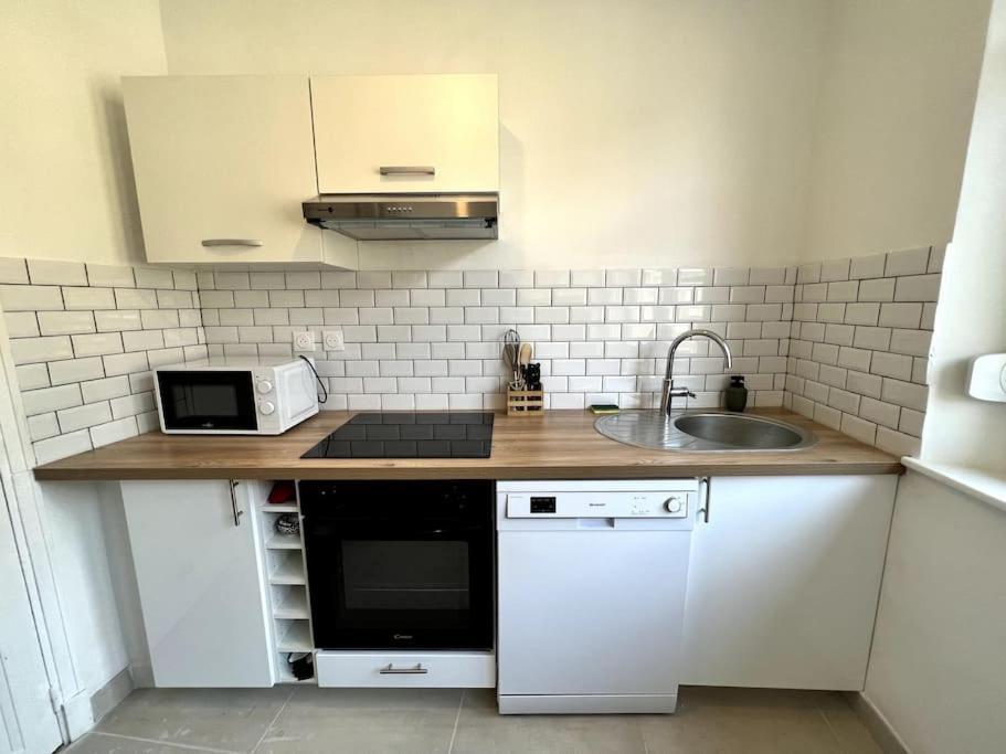 Suite Emeraude - 2 Pers. - Sedan Exterior photo