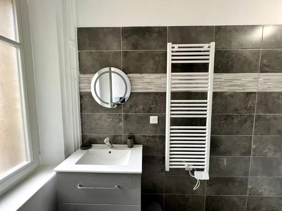 Suite Emeraude - 2 Pers. - Sedan Exterior photo